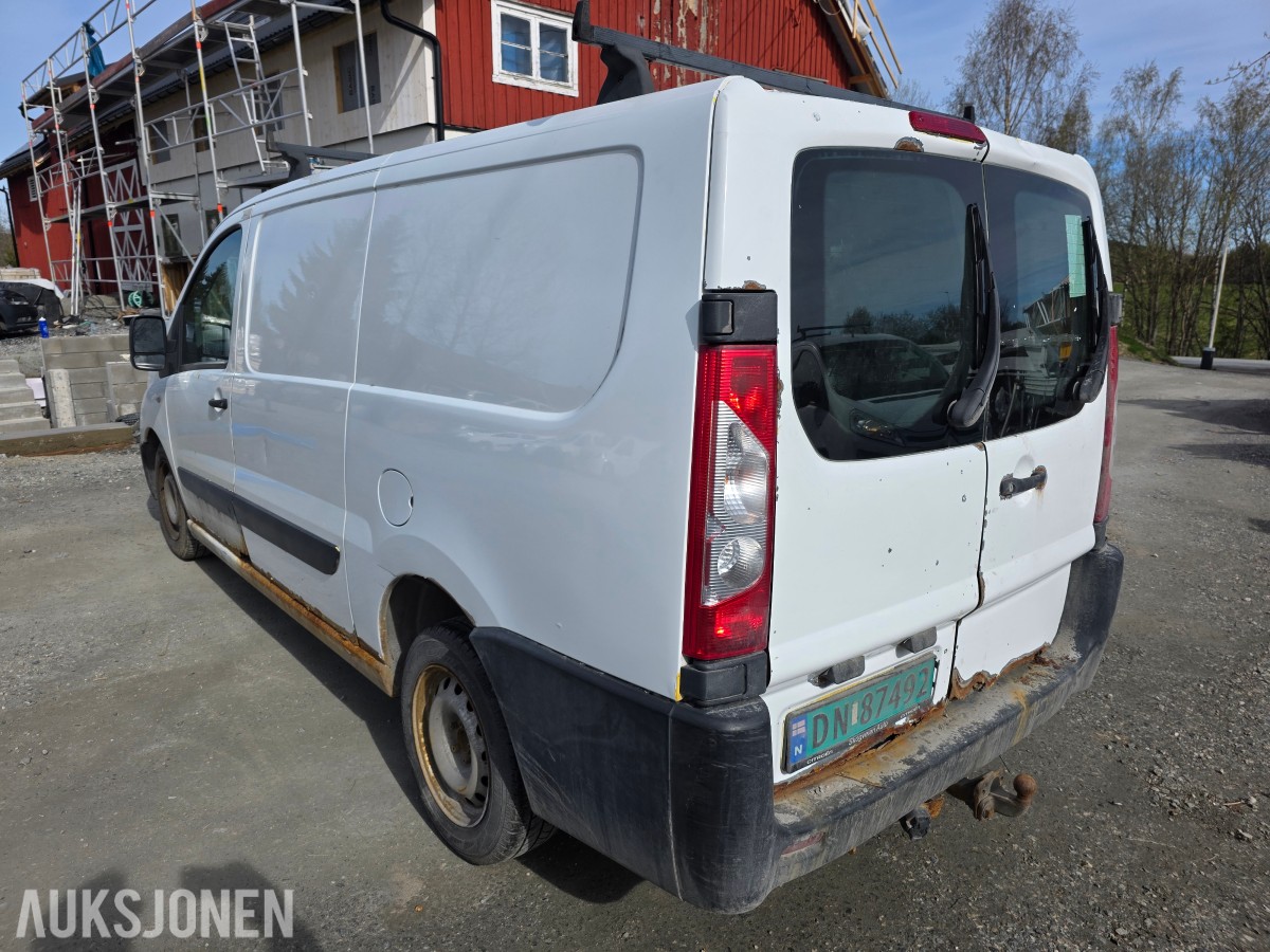 2012 Citroen Jumpy 2.0-128 D rep-objekt/delebil ikke EU-godkjent