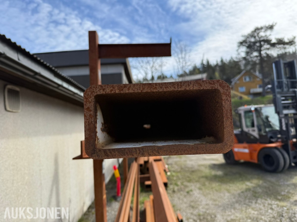 Stålreol med konstruksjonsstål – firkantrør, vinkeljern opptil 6 meters lengder