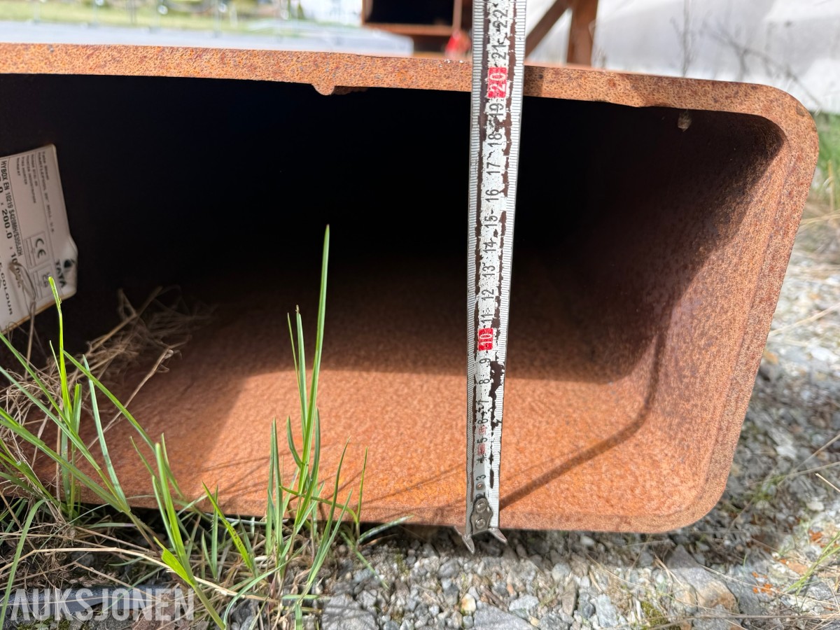 Stålreol med grove konstruksjonsprofiler – 12 m lengder / HYBOX 400x200x10 / S355