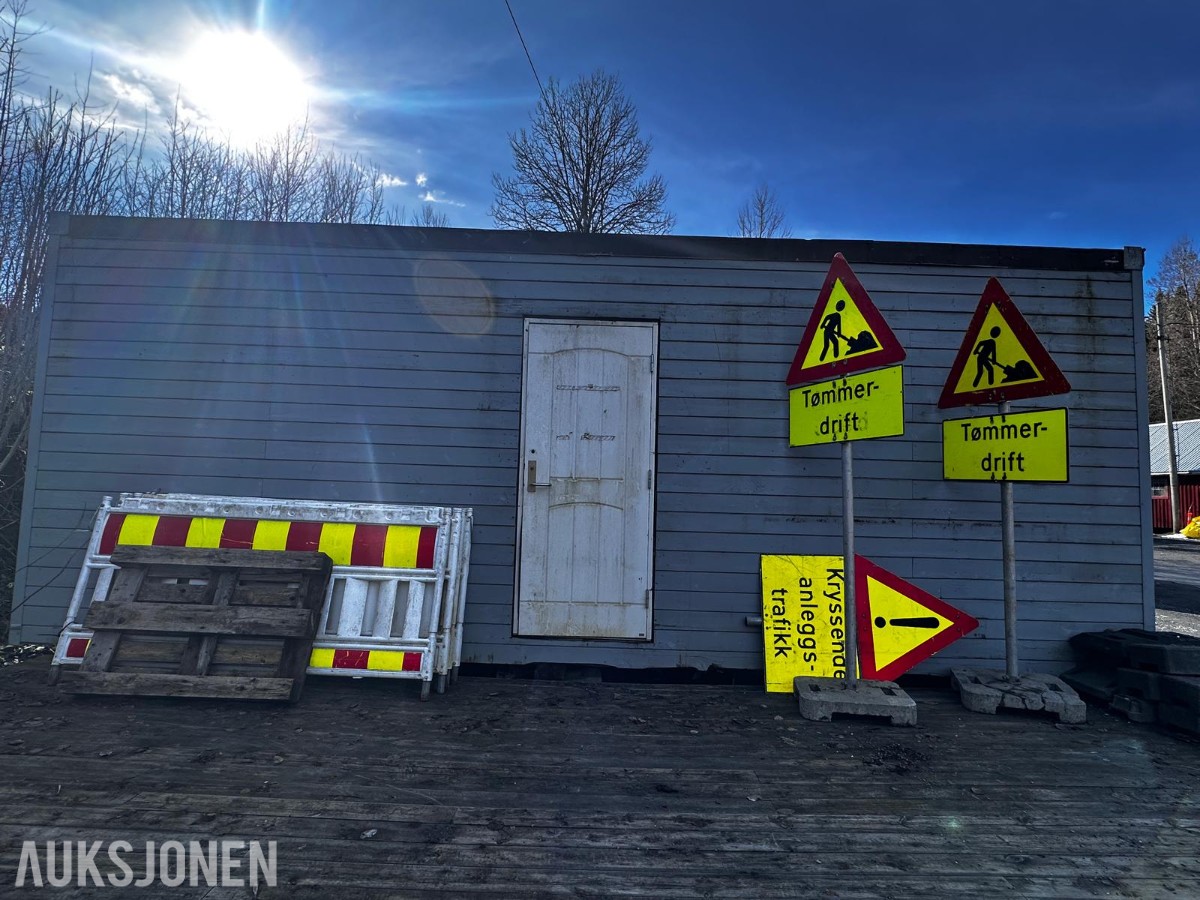 Modul Compagniet brakkerigg / mannskapsbrakke 2x6 m – reparasjonsobjekt