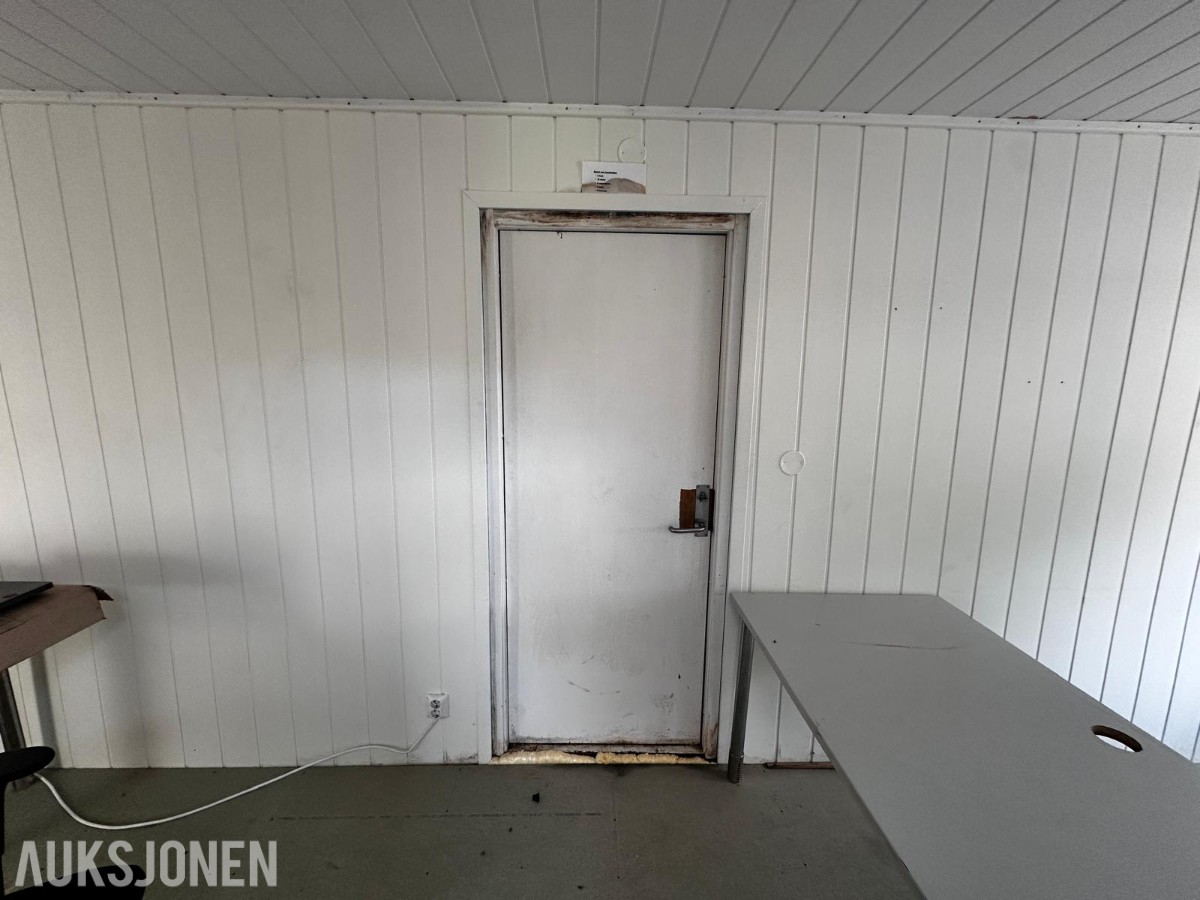 Modul Compagniet brakkerigg / mannskapsbrakke 2x6 m – reparasjonsobjekt