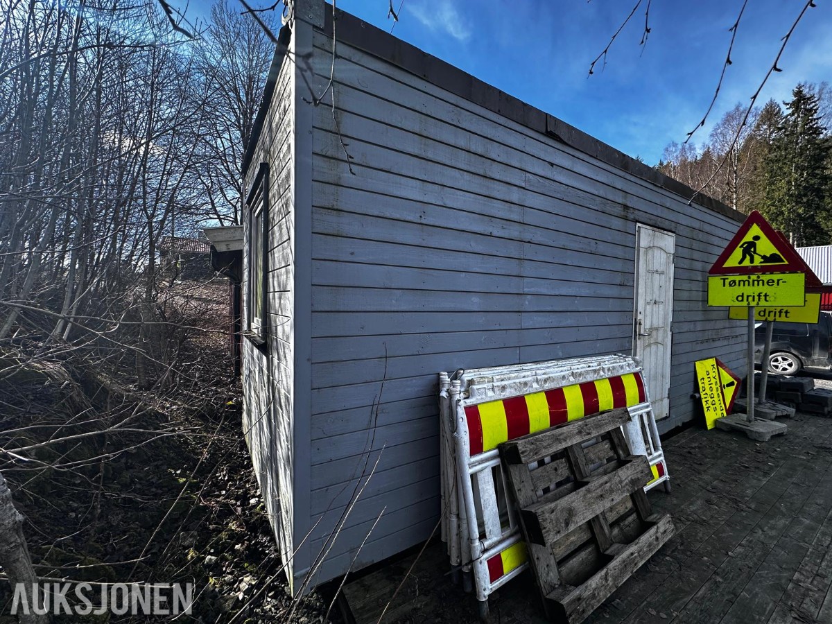 Modul Compagniet brakkerigg / mannskapsbrakke 2x6 m – reparasjonsobjekt