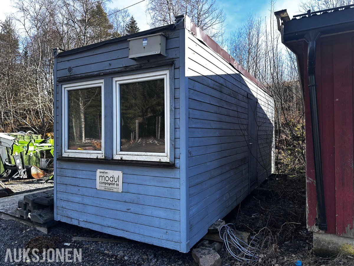 Modul Compagniet brakkerigg / mannskapsbrakke 2x6 m – reparasjonsobjekt