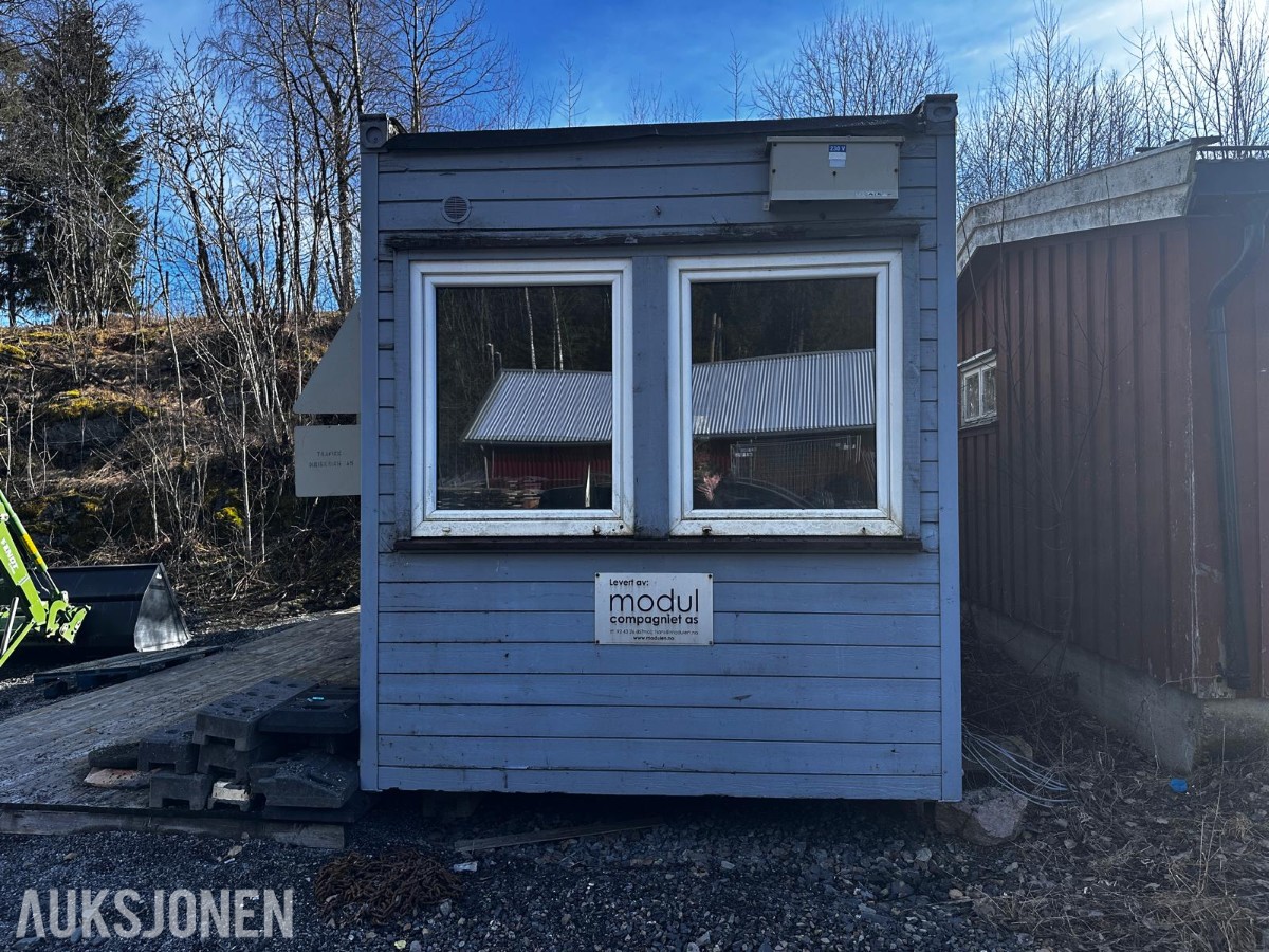 Modul Compagniet brakkerigg / mannskapsbrakke 2x6 m – reparasjonsobjekt