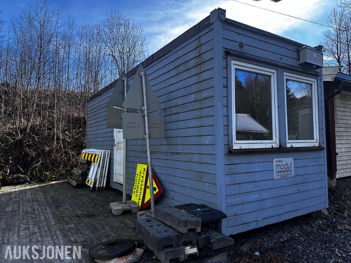 Modul Compagniet brakkerigg / mannskapsbrakke 2x6 m – reparasjonsobjekt