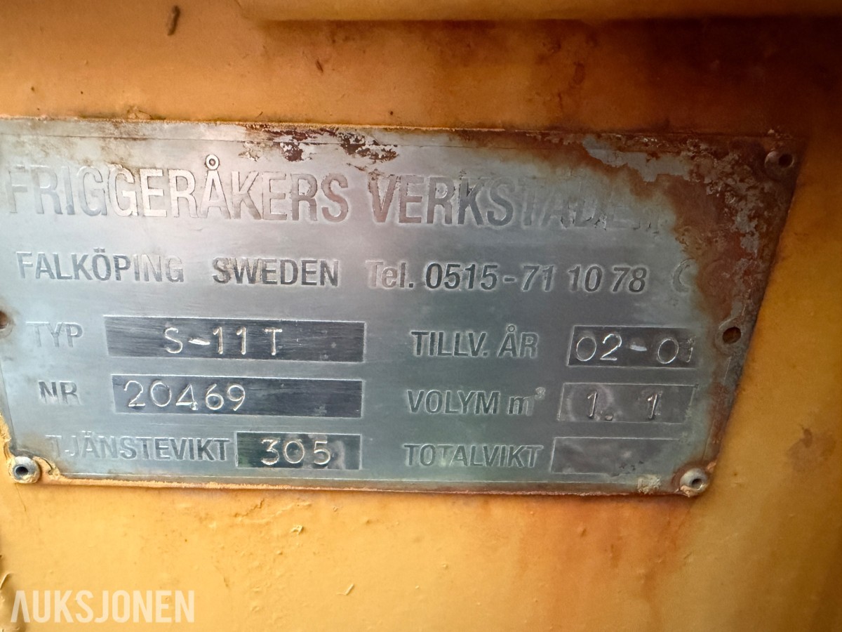 2001 Falköping S-11T Selvlastende sprederskuffe