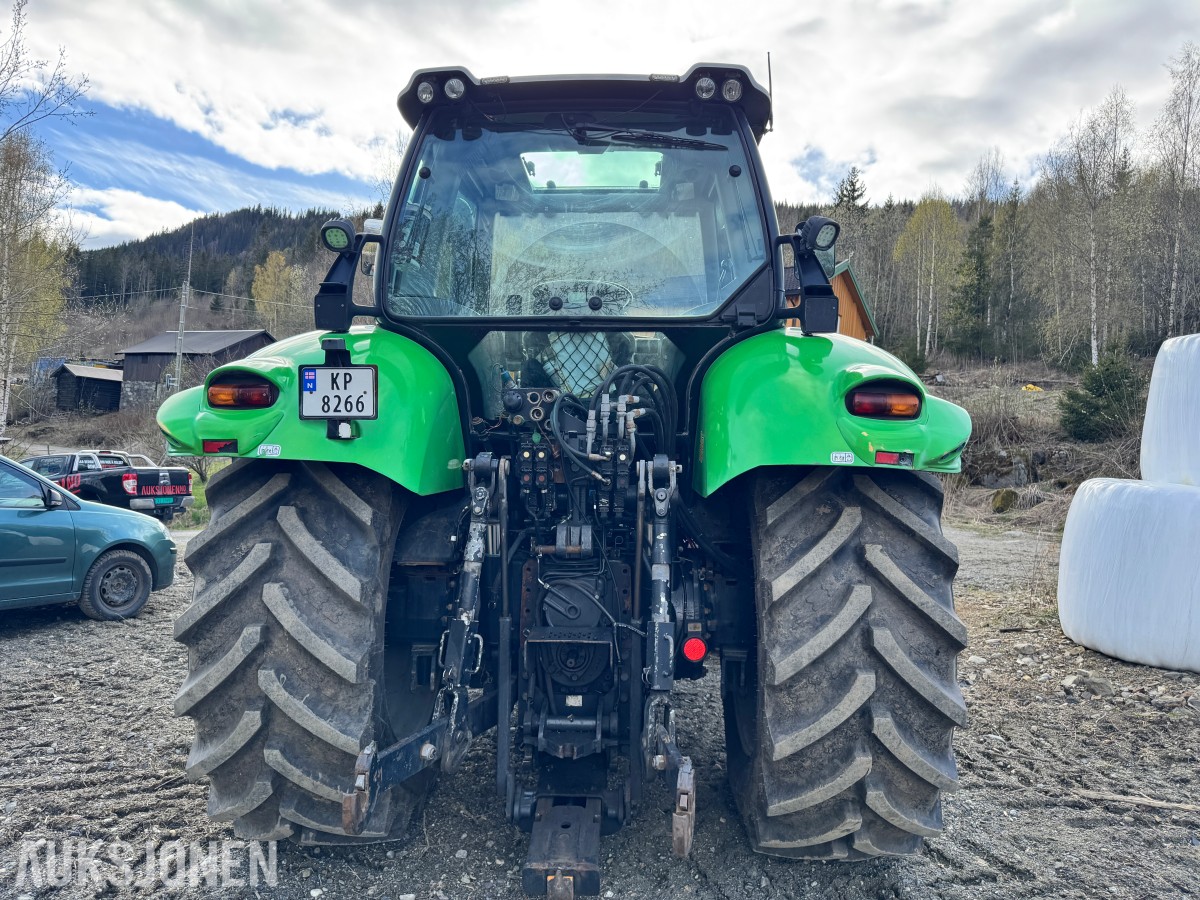 2012 Deutz Agrotron 620 TTV traktor med laster, brøyterigget