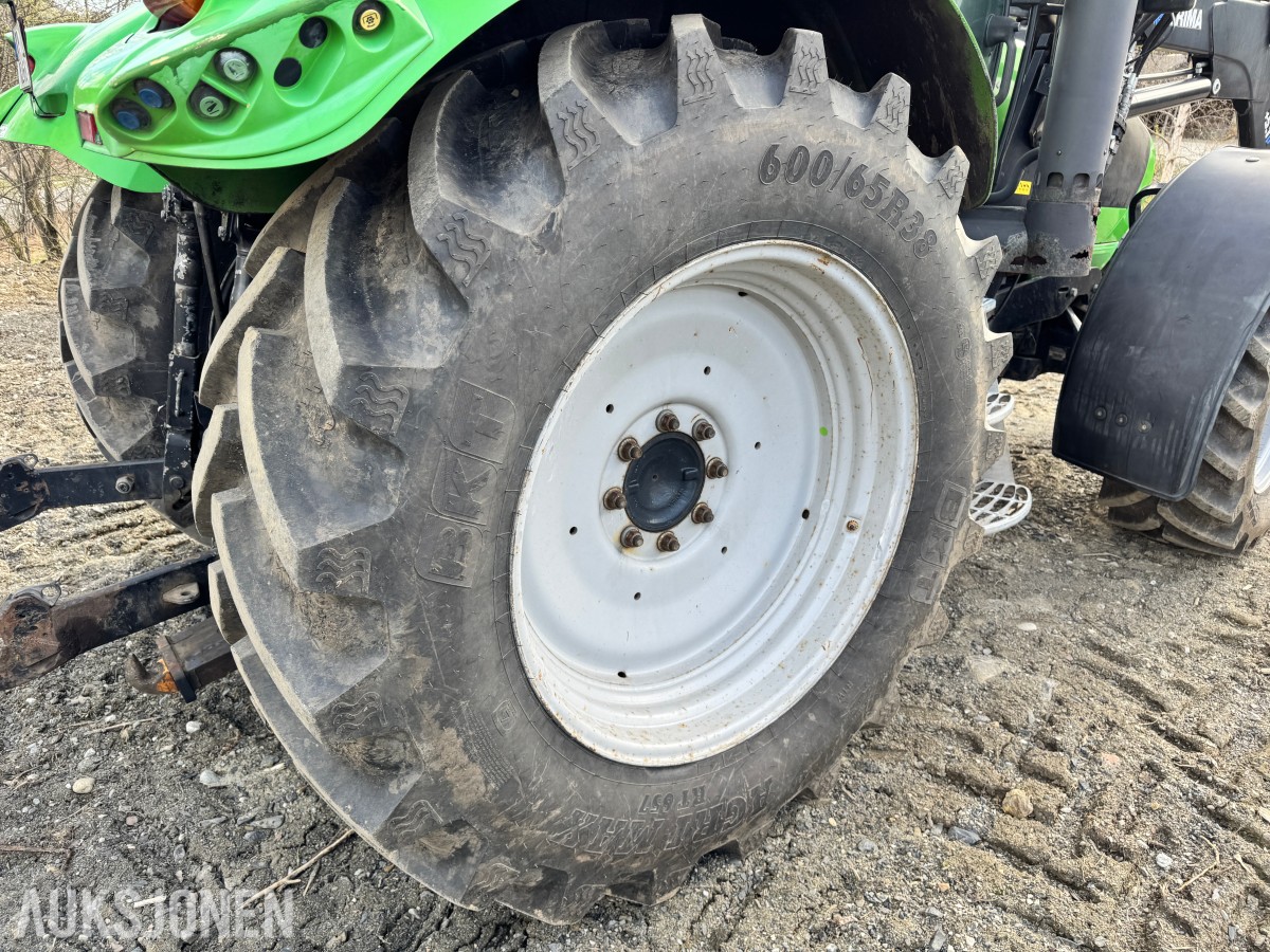 2012 Deutz Agrotron 620 TTV traktor med laster, brøyterigget