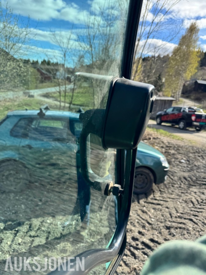2012 Deutz Agrotron 620 TTV traktor med laster, brøyterigget