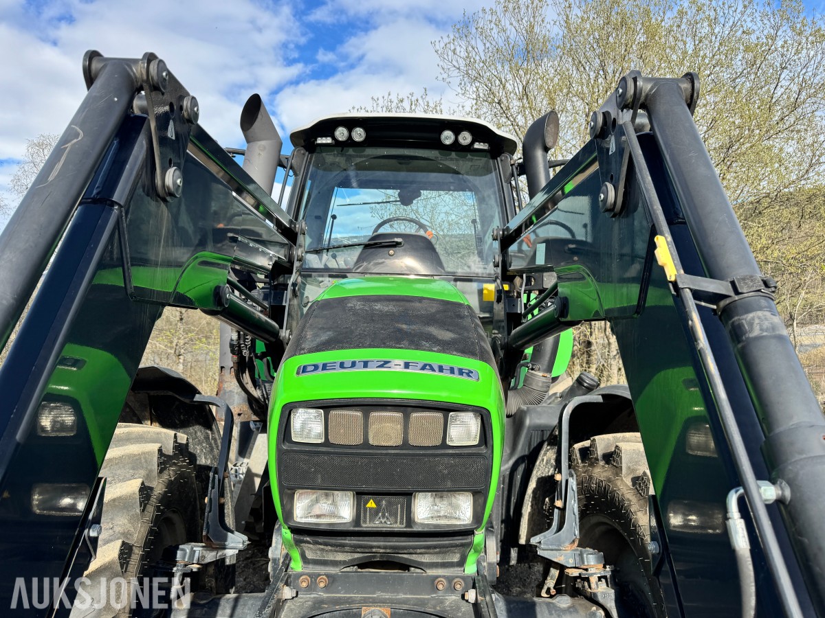 2012 Deutz Agrotron 620 TTV traktor med laster, brøyterigget