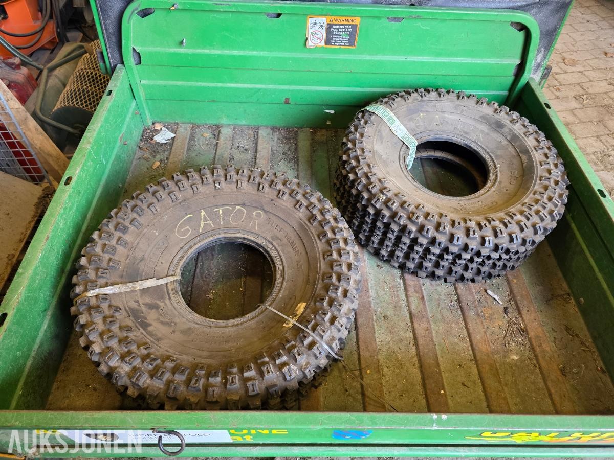 1995 John Deere Gator 4x2 – rep.objekt – med hytte
