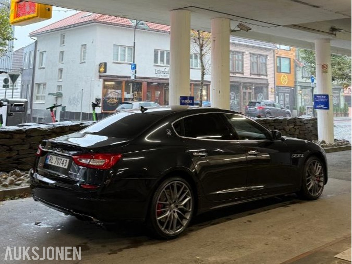 2013 Maserati Quattroporte GTS 3.8 V8 530HK 