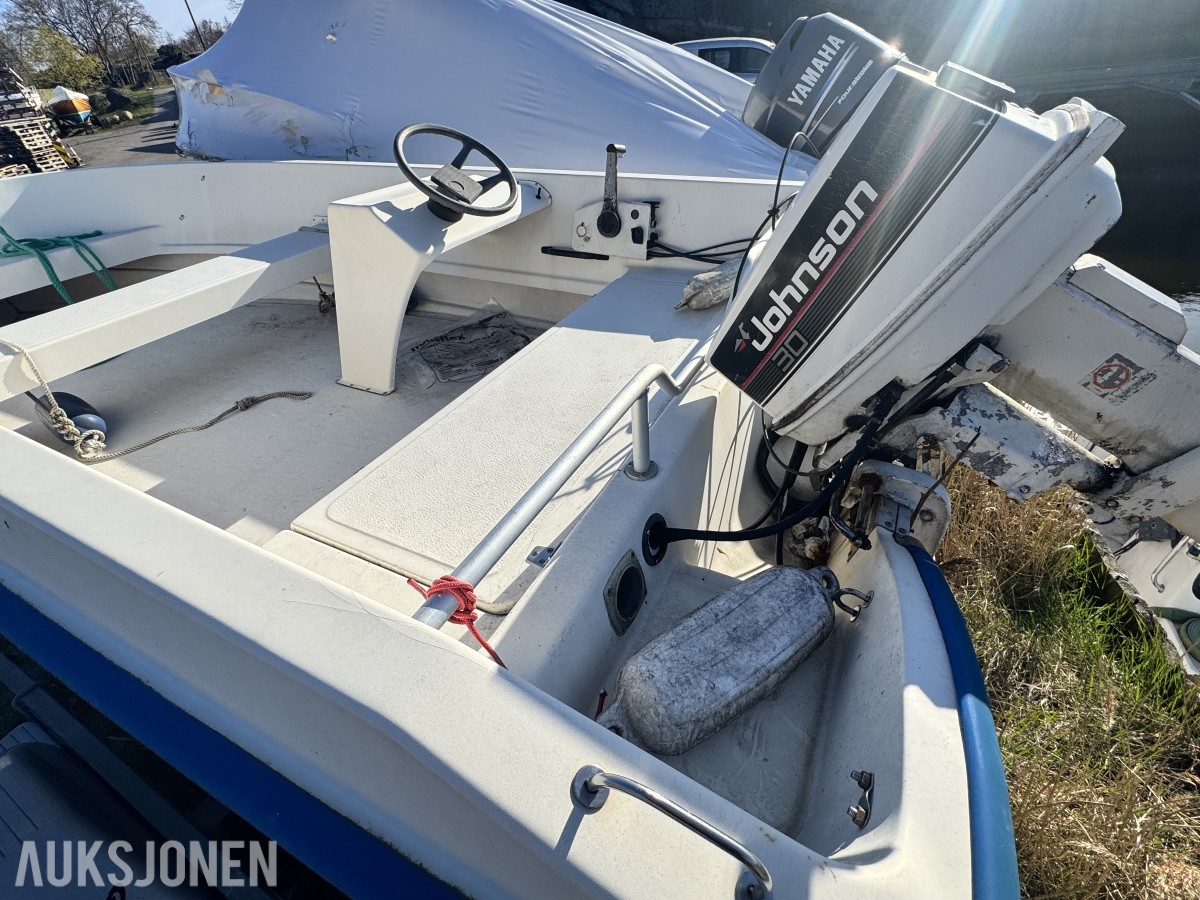 Askeladden 15 fot Skjærgårdsjeep /m 30hk påhengsmotor