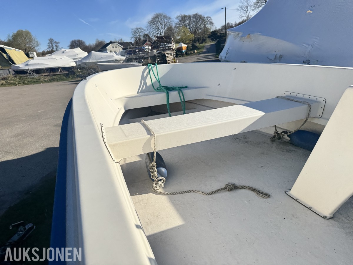 Askeladden 15 fot Skjærgårdsjeep /m 30hk påhengsmotor