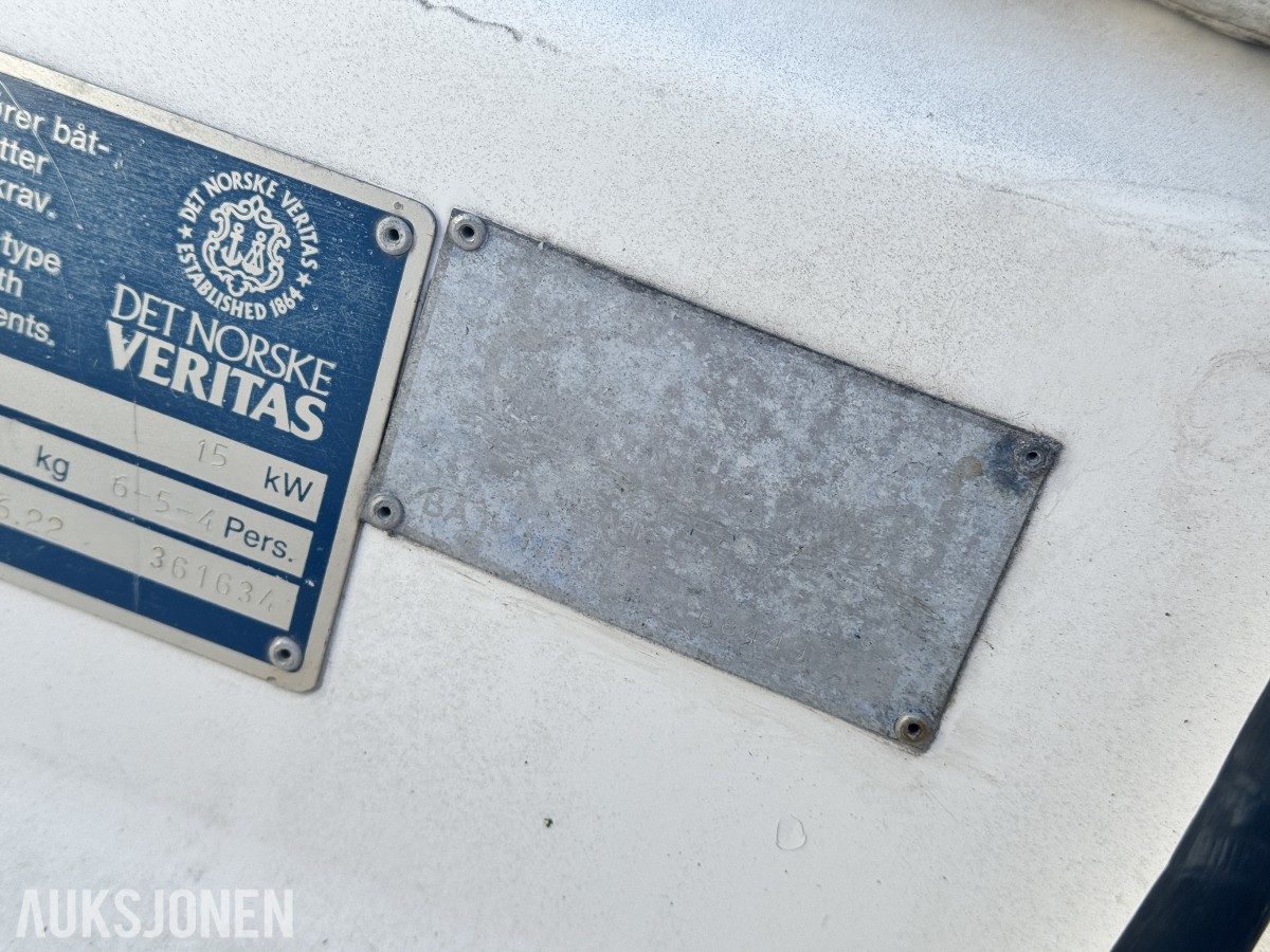Askeladden 15 fot Skjærgårdsjeep /m 30hk påhengsmotor