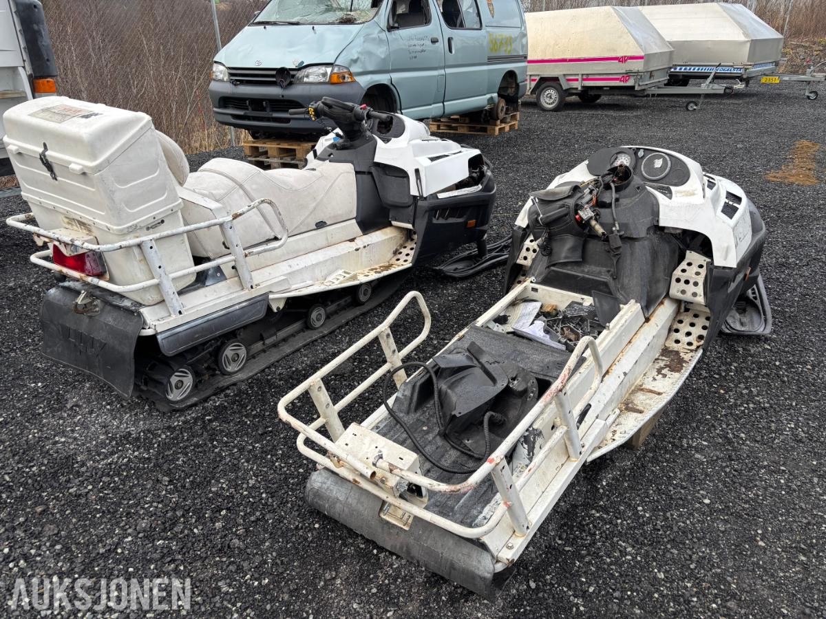 2 stk. 2008 LYNX YETI PRO V800 ARMY