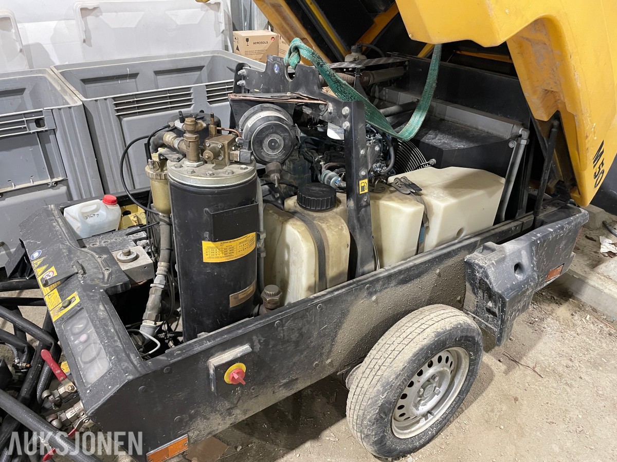 2015 Kaeser M50 PE kompressor m/trykkslanger