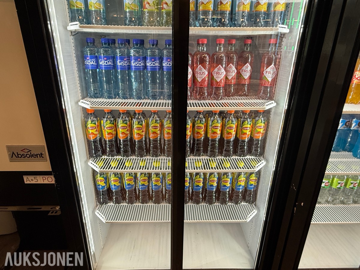 Drikkevarer – brus, vann, iste og energidrikk
