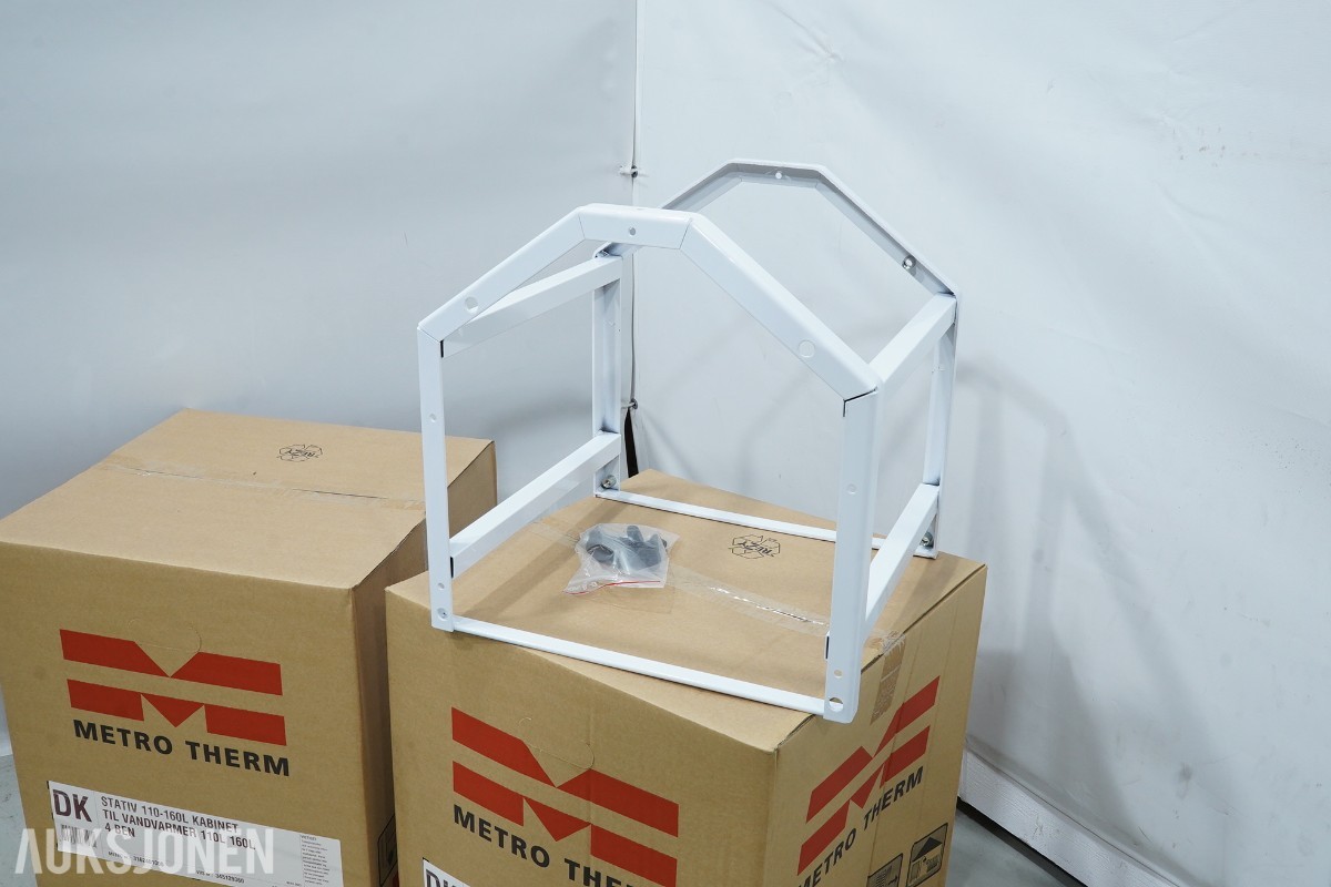 3 stk. Metro Therm stativ til varmtvannsbereder 110L 160L