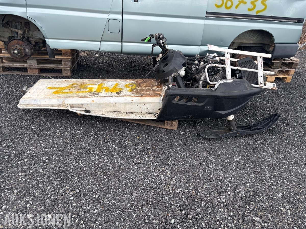 4 stk. 2008 Lynx Yeti PRO V800 Army