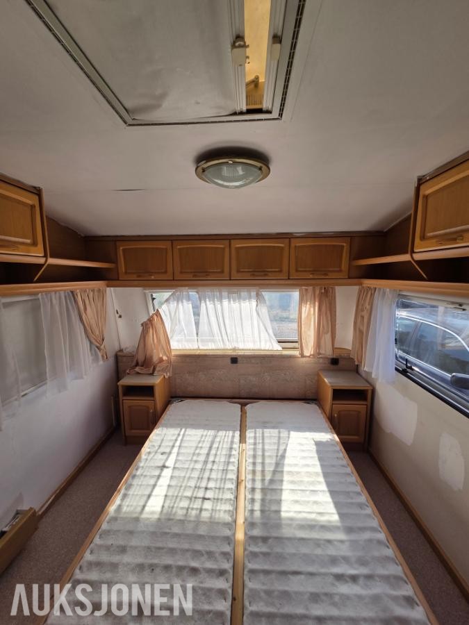 1996 Knaus Azur WKN4908 campingvogn - ingen minstepris