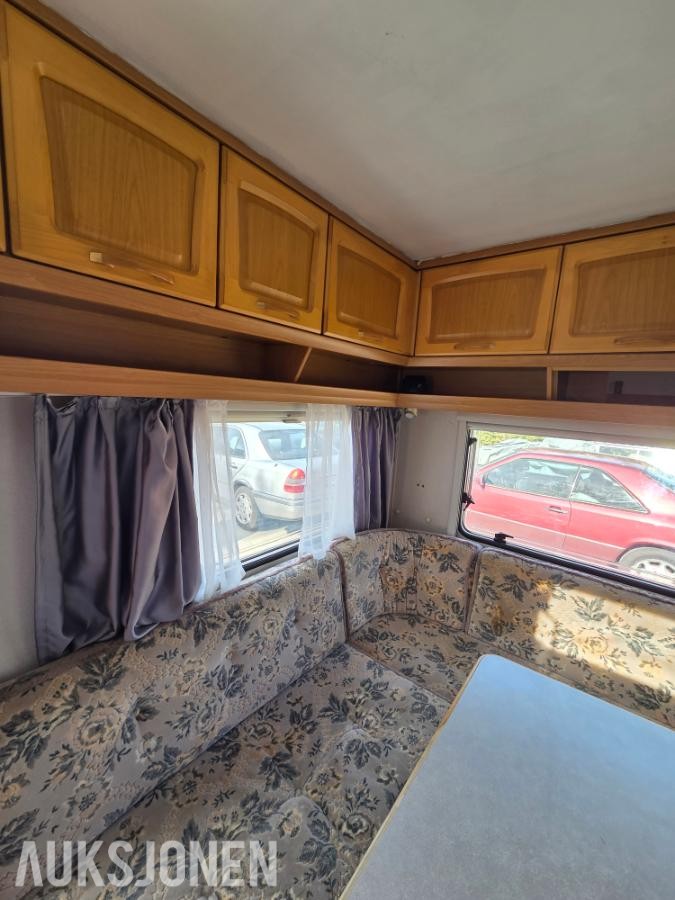 1996 Knaus Azur WKN4908 campingvogn - ingen minstepris