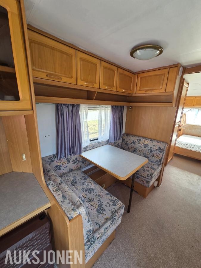 1996 Knaus Azur WKN4908 campingvogn - ingen minstepris