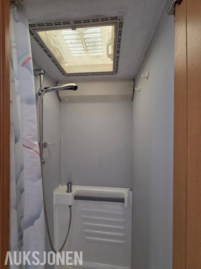 1996 Knaus Azur WKN4908 campingvogn - ingen minstepris