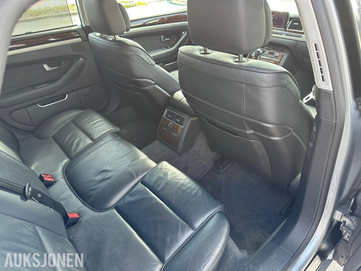 2008 Audi A8 3.0 232hk QUATTRO skinnseter soltak nøkkelløs start