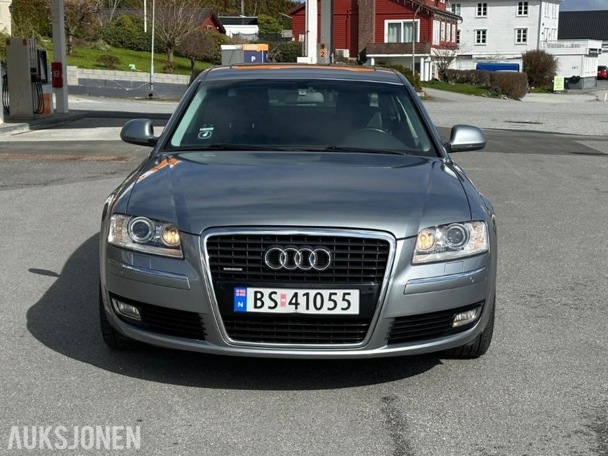 2008 Audi A8 3.0 232hk QUATTRO skinnseter soltak nøkkelløs start