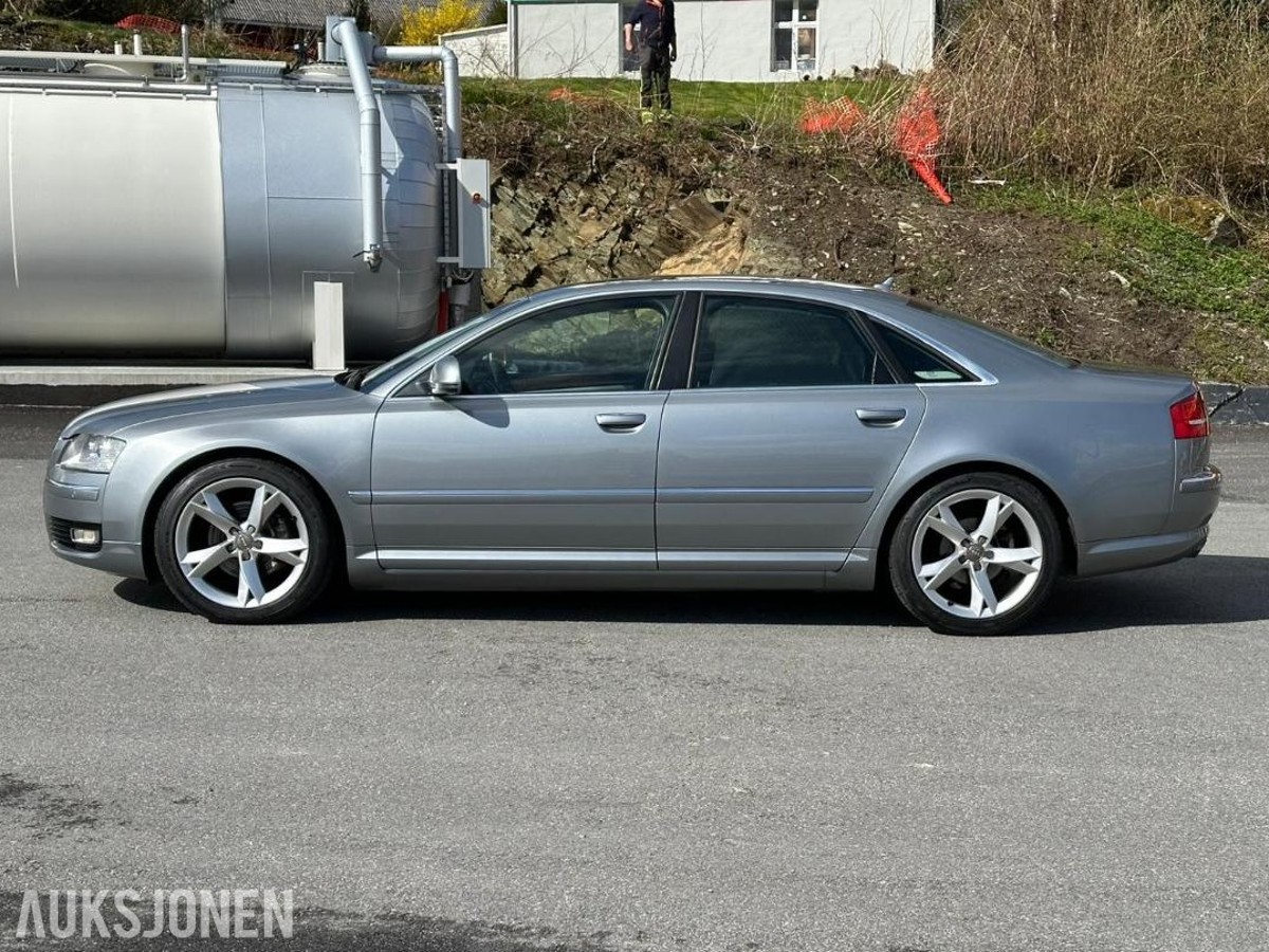 2008 Audi A8 3.0 232hk QUATTRO skinnseter soltak nøkkelløs start