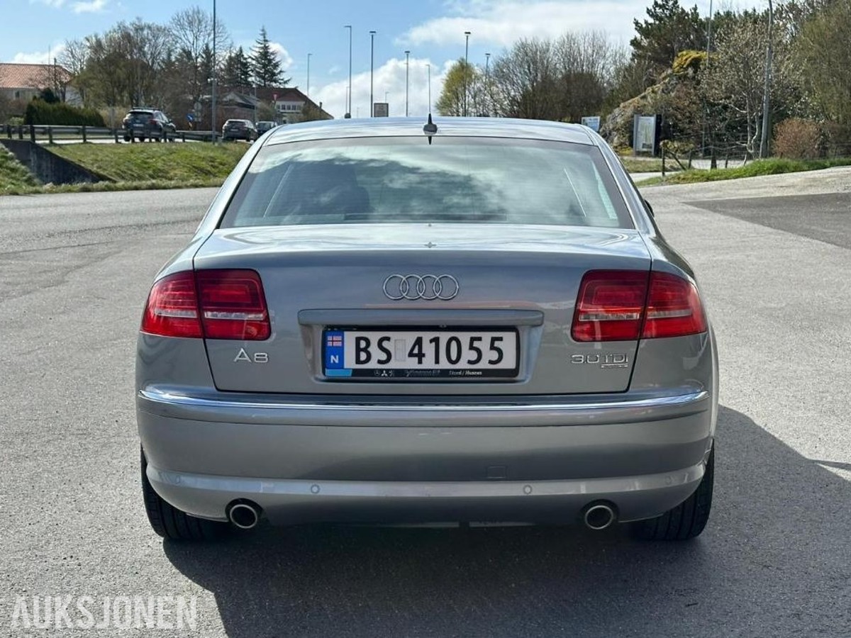 2008 Audi A8 3.0 232hk QUATTRO skinnseter soltak nøkkelløs start