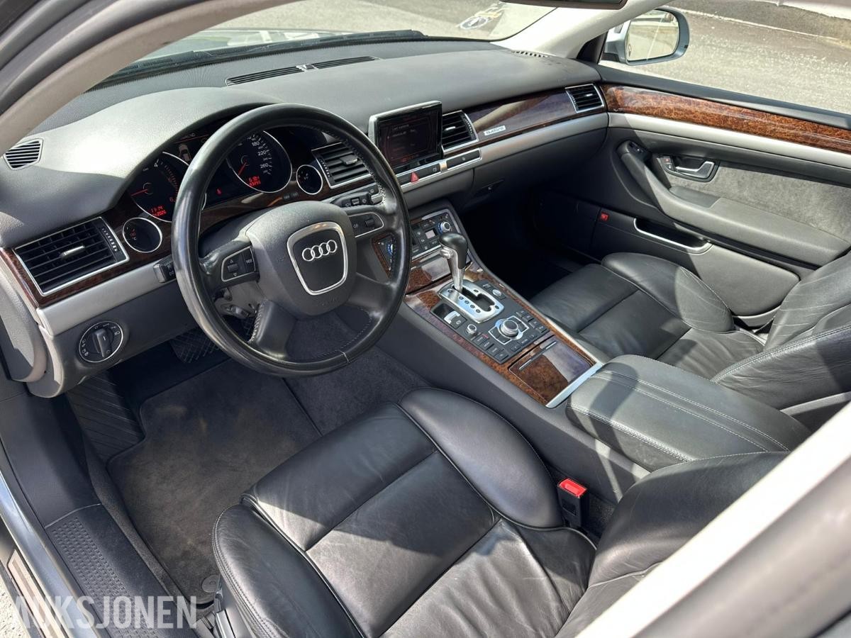 2008 Audi A8 3.0 232hk QUATTRO skinnseter soltak nøkkelløs start