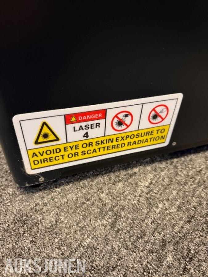 200W PULSERENDE LASER – FJERNING AV RUST, MALING, BELEGG, OLJE
