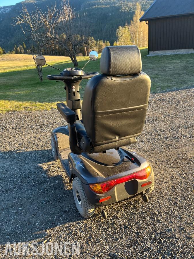2015 Invacare Elektrisk rullestol