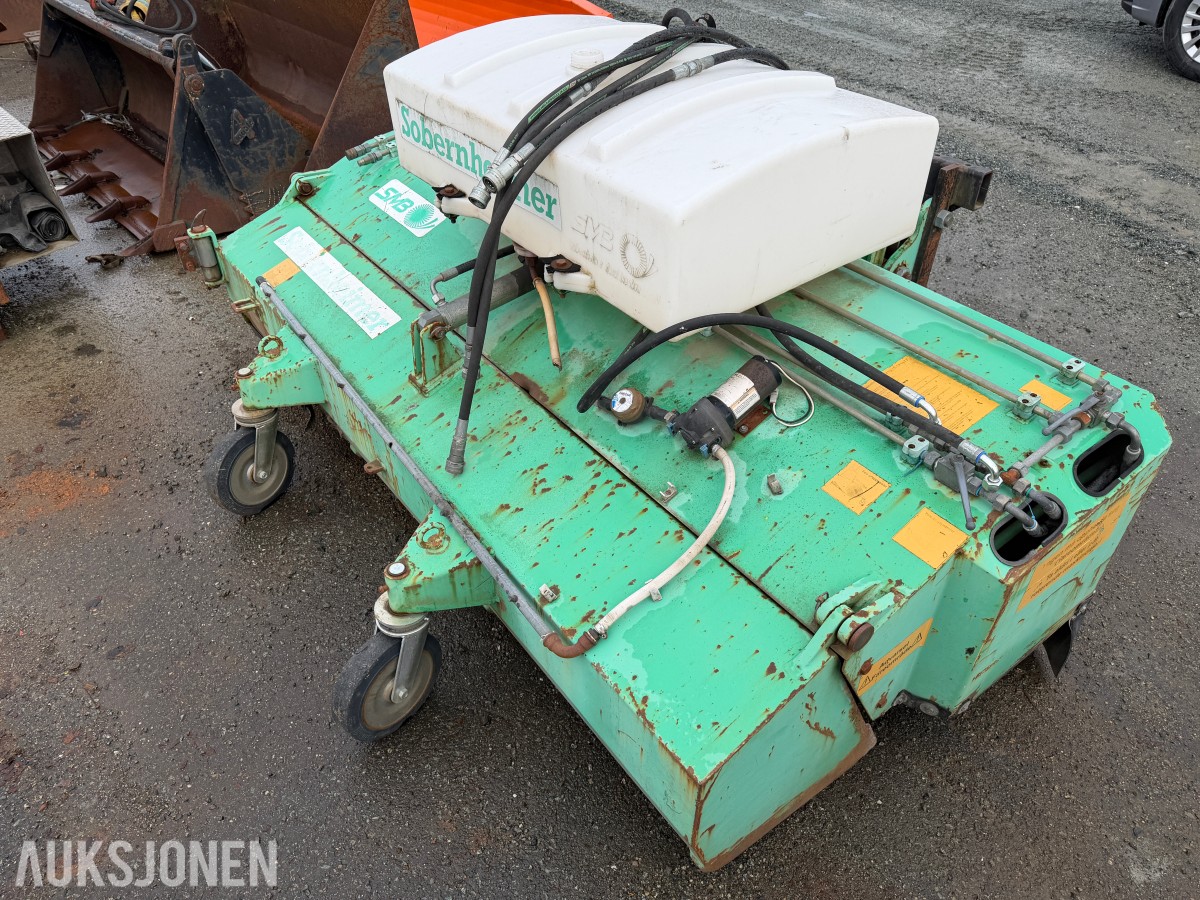 2003 feiemaskin SMB Soberheimer UKM 2.2 – med vanntank