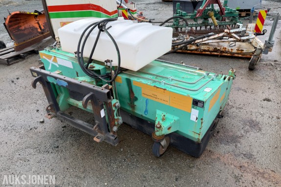 2003 feiemaskin SMB Soberheimer UKM 2.2 – med vanntank