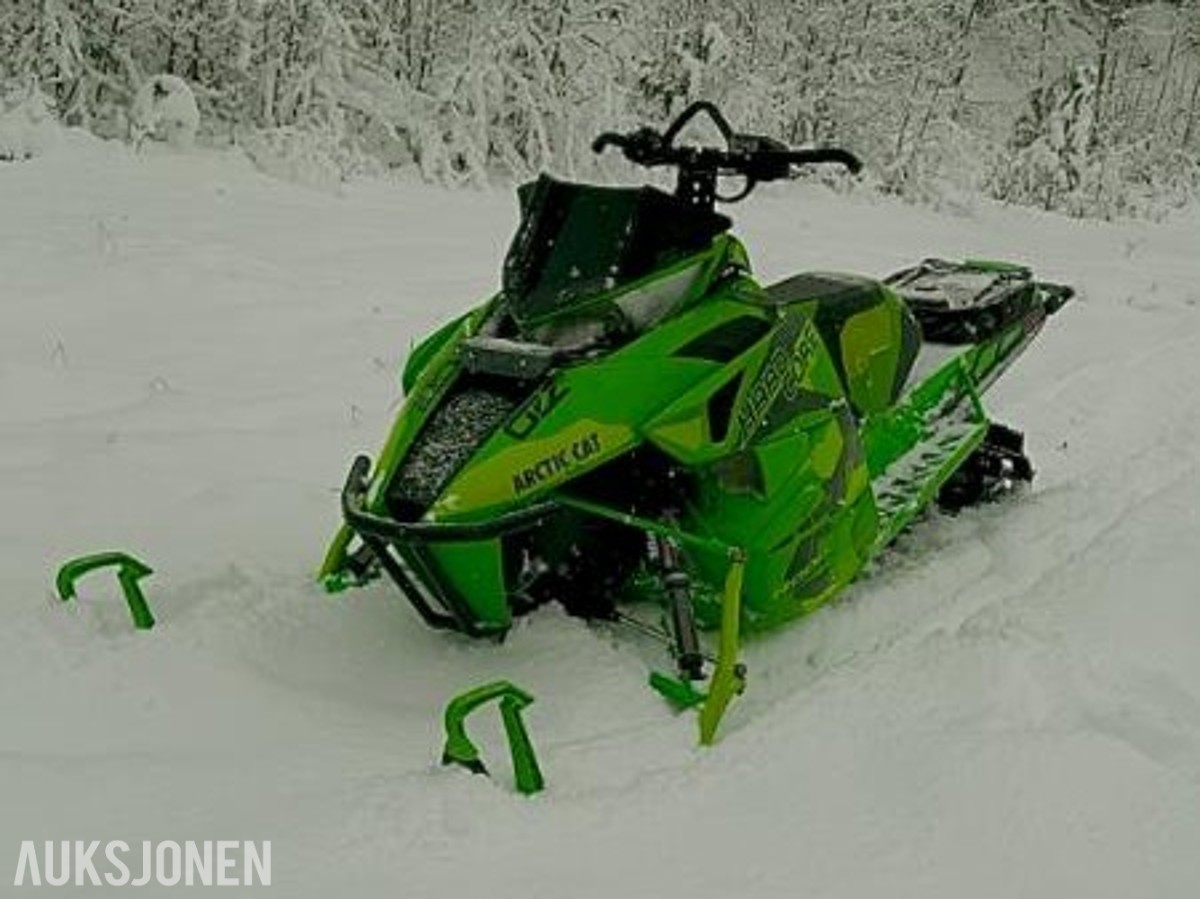 2017 Arctic Cat M 8000 Sno Pro
