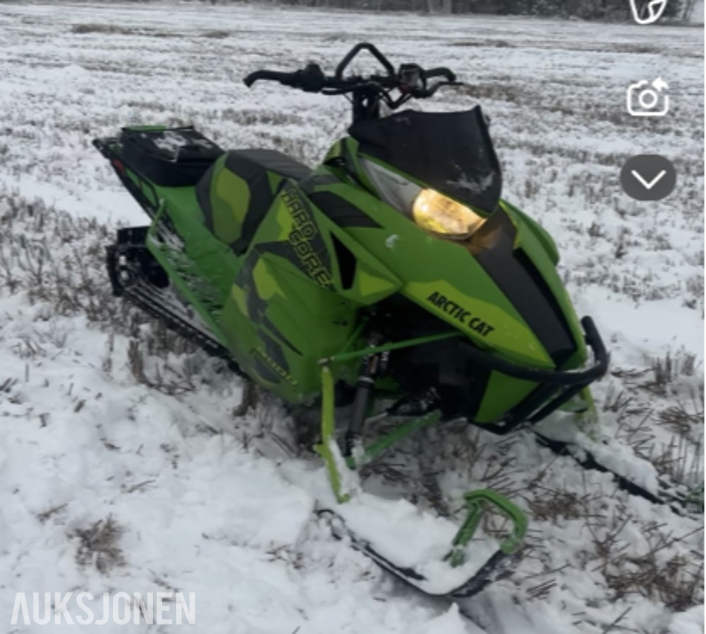2017 Arctic Cat M 8000 Sno Pro