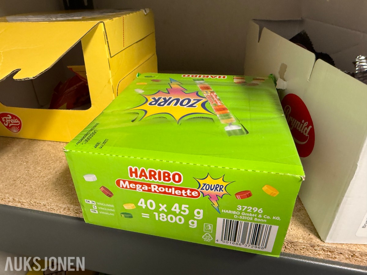 Stort Parti med Battery energidrikk, brus, godteri og engangsartikler