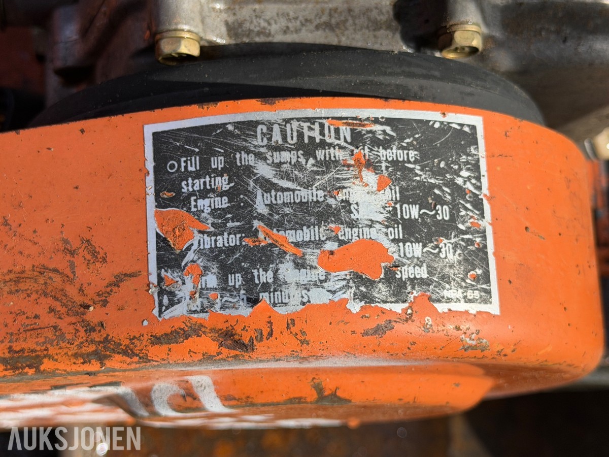 Mikasa MVC-72 Vibrasjonsplate med Robin EY20 motor