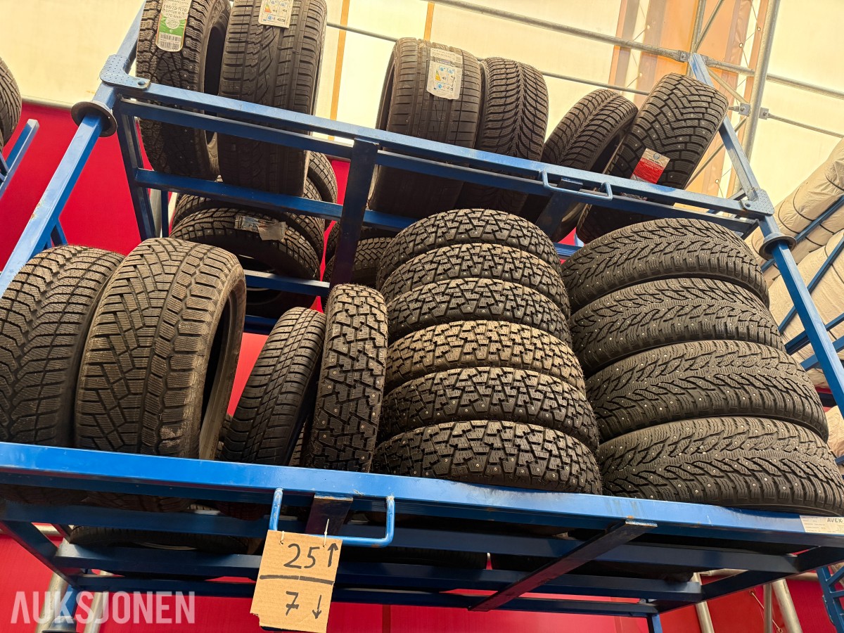 Lager av bildekk selges – selges samlet