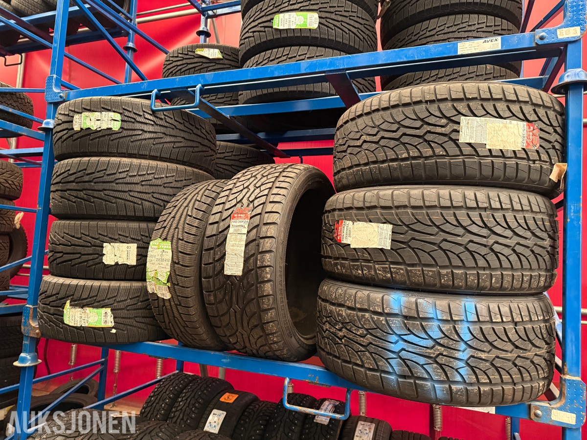 Lager av bildekk selges – selges samlet