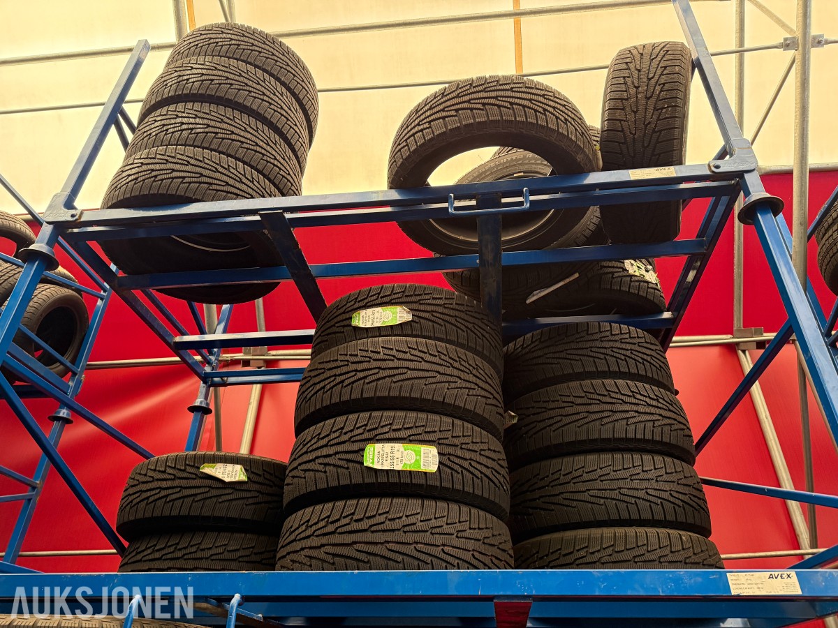 Lager av bildekk selges – selges samlet