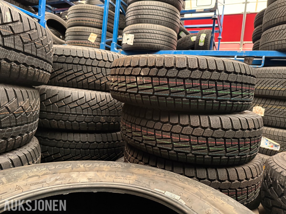 Lager av bildekk – selges samlet