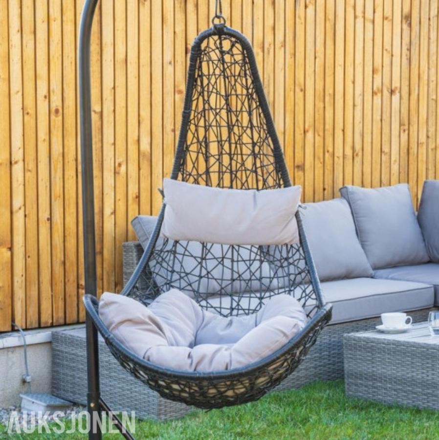 Hengestol "Modera" svart