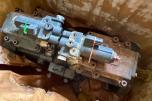 2003 Hydraulisk Pumpe – Kobelco SK135
