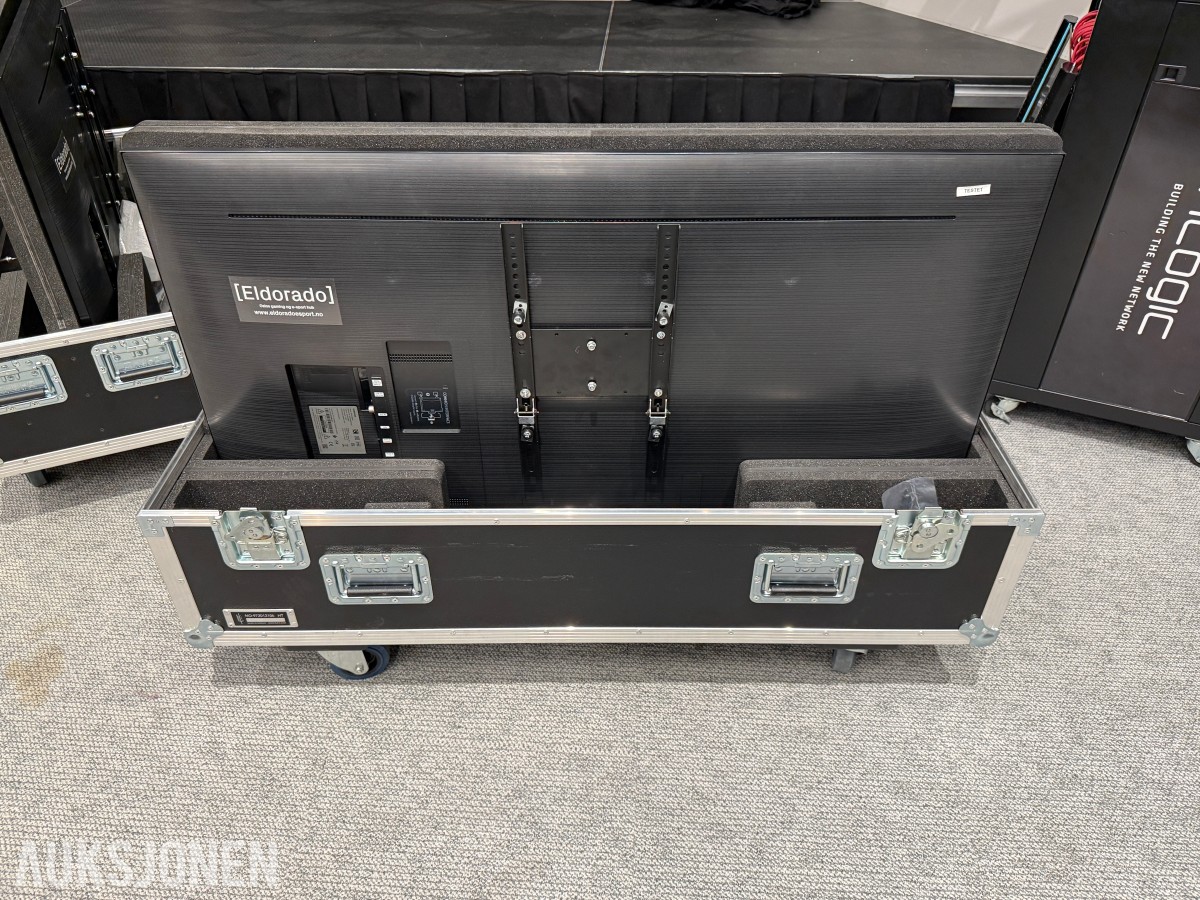 3 Stk. Samsung 55” 4K TV m/ flightcase – UE55TU6905K / QE55Q70TAT