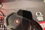 Komplett Gamingstasjon – PC, skjerm, gamingstol, bord, tastatur og headset