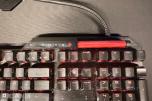 Komplett Gamingstasjon – PC, skjerm, gamingstol, bord, tastatur og headset